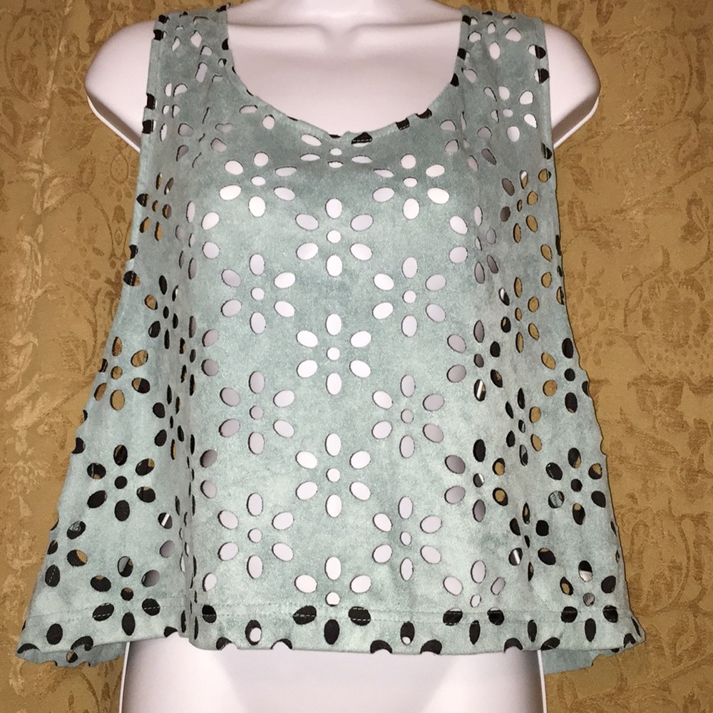 Woman’s Forever 21 top Sz L